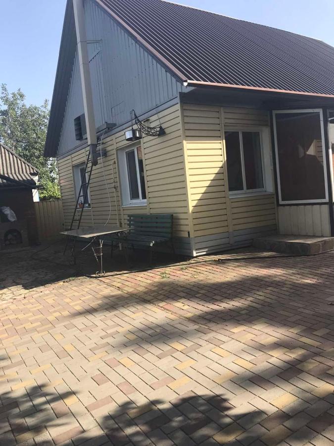 The Garden Villa Myrhorod Eksteriør billede